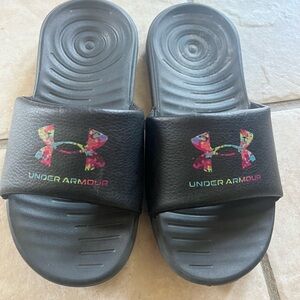 Under Armour girls sandals size 13
